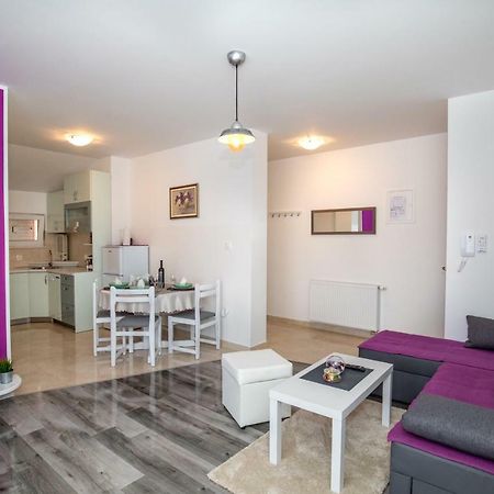Arenta Apartments Metkovic Exterior photo